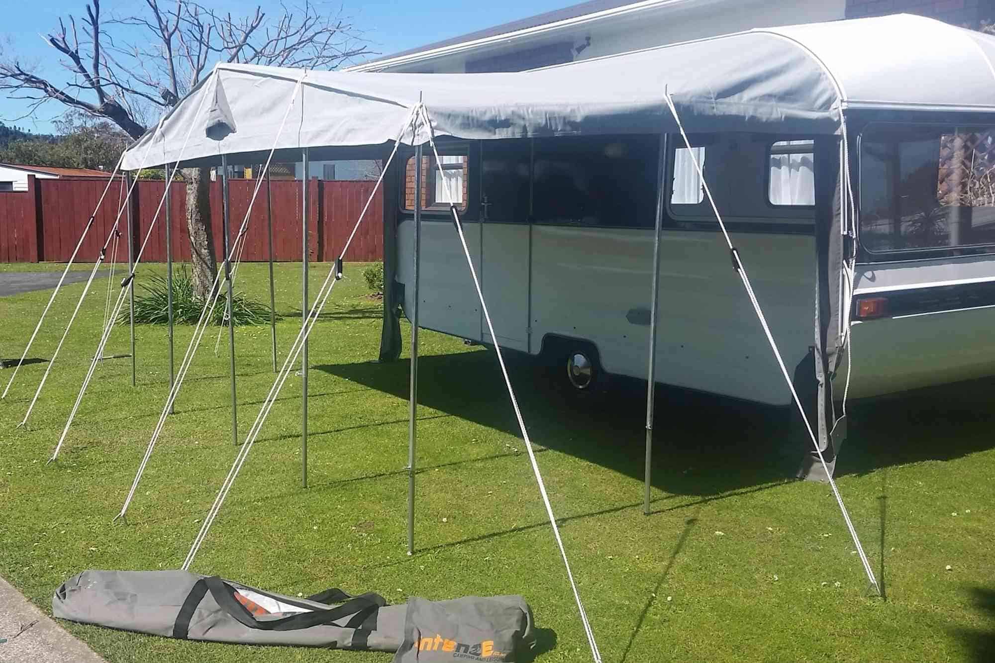 Awning for Liteweight 1500 Caravan with Detachable walls view 2