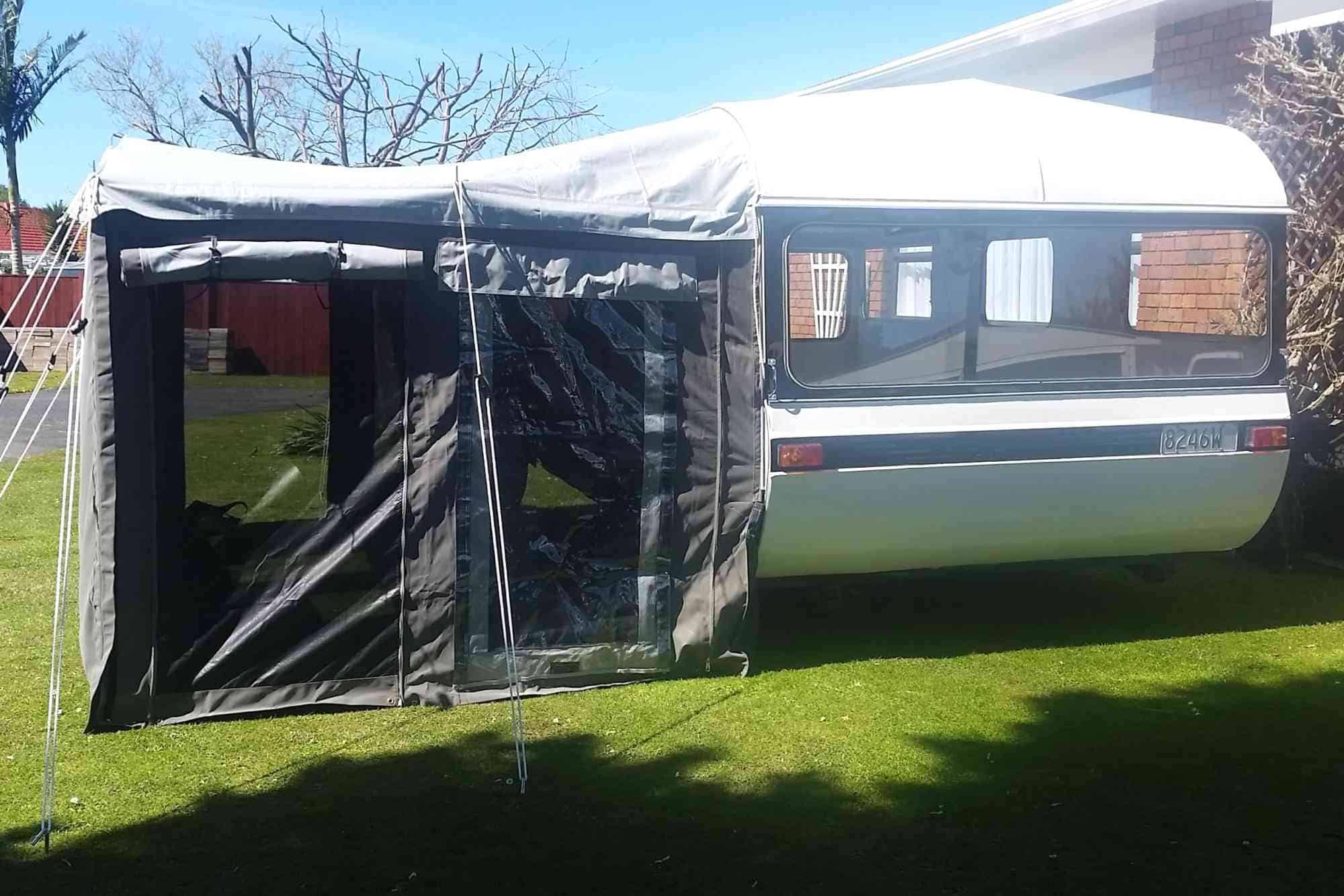 Awning for Liteweight 1500 Caravan with Detachable walls view 4