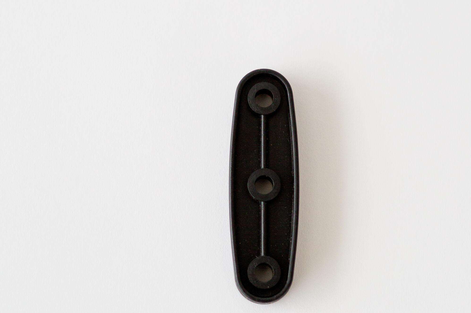 Premium ‘no slip’ ABS toggles for Guy Ropes view 2